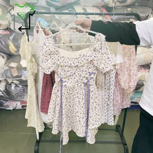 Vestidos Cortos de Segunda Mano al Por Mayor YIJIAYI, Alta Calidad, Estampados Florales, Colores Variados, Clasificados con Rigor, Limpios, <span class=keywords><strong>Precios</strong></span> Bajos - Product Image 4