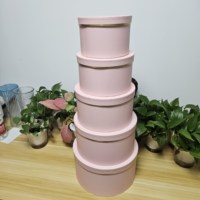 Kotak Kertas Bulat 5 Buah Warna Solid Custom Printing, Kotak Kombinasi Bunga Putih Besar dari Karton untuk Hari Valentine
