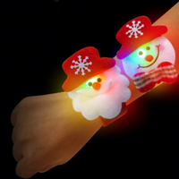 Bracelet lumineux en peluche Père Noël, décorations de poignet, anneau à pression, cadeau de Noël