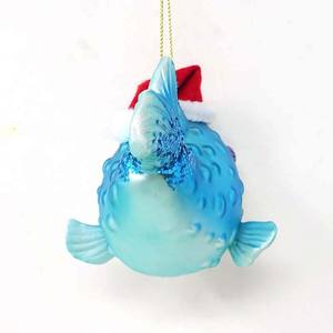 Produits innovants en gros d'usine pour importer 2024 ornements de <span class=keywords><strong>poisson</strong></span> bleu portant des chapeaux de Noël - Product Image 2