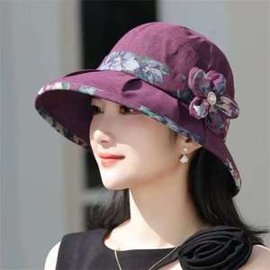 Sombrero de protección solar de verano para mujer, sombrero de ala ancha con estampado floral, transpirable, plegable, para uso al aire libre para madres - Product Image 1