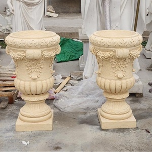 Vente en gros moins cher prix urnes <span class=keywords><strong>pot</strong></span> de fleurs de jardin extérieur sculpture sur pierre personnalisée homme et <span class=keywords><strong>fleur</strong></span> vase blanc pots de fleurs en marbre - Product Image 3