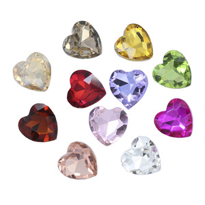 Fabricant d'accessoires de bijoux DIY en gros, diamant cœur à fond pointu, diamant cœur à fond argenté, diamant collé sur surface inférieure - Product Image 4