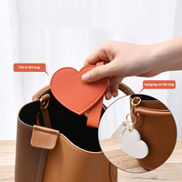 Zonyin Cadeau Saint-Valentin Miroir de Maquillage en Forme de Cœur Porte-Clés en Cuir PU Verre HD Miroirs de Voyage de Poche Personnalisés pour Femmes Filles