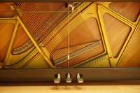 High Quality Yamaha U1H Acoustic Upright Piano with New Model Condition Second-Hand Keyboard