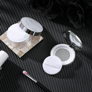 Wholesale Thin Portable Clamshell <b>Powder</b> Case with Mirror 5g Silver Loose <b>Powder</b> <b>Compact</b> with Puff Logo Available - Product Image 6