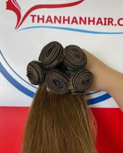 ผมต่อแบบมัดมือมนุษย์สำหรับต่อผมแบบผูกผมแบบไม่พันกันไม่ผสมสังเคราะห์มีขนาดใหญ่ในสต็อก - Product Image 3