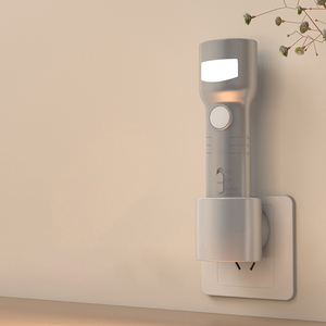 Veilleuse LED portable à chargement sans fil USB Ampoule HID Corps en ABS Étanche Détection humaine Batterie Lumière de remplissage d'urgence - Product Image 4