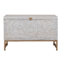 Table basse en bois sculpté à la main avec pieds en métal doré, finition blanche vintage