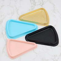 Emballage de cuisson Mousse pâtisserie boîte charnière Triangle gâteau tranche boîte fromage jetable en plastique Triangle gâteau boîte alimentaire emballage PET