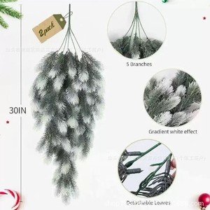 Guirlandes artificielles en aiguilles de pin vertes et blanches givrées, bouquet en plastique pour décorations de Noël intérieures et extérieures, décoration murale et de jardin - Product Image 3