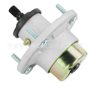Axe de tondeuse à gazon Ningbo Quanpin AM144608 5-34 pour pièces de tondeuse à gazon - Product Image 3