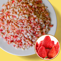Natuurlijke, zonder toevoegingen, gevriesdroogde aardbeienblokjes, zoete smaak, snack, 1kg bulkverpakking, koel bewaren na het openen