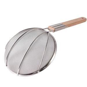 مصفاة مطبخ شبكية سلكية بمقبض خشبي من الفولاذ المقاوم للصدأ 201، الأكثر مبيعًا وشعبية ضمن أدوات المطبخ - Product Image 2