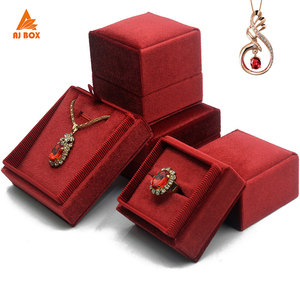 Wholesale Custom Luxury Women Gift Ring Box Packaging Earrings Pendant Premium Velvet Jewelry Box