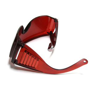 <span class=keywords><strong>Lunettes</strong></span> de thérapie professionnelles rouges UV400 bloquant la lumière LED pour le blanchiment des dents, le jeu, le travail industriel, la protection solaire extérieure et les activités aquatiques - Product Image 2