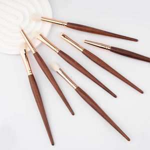 ชุดแปรงแต่งตาไม้จันทน์สีแดงขนแพะ xgf 7ชิ้นชุดแปรงแต่งตาคุณภาพสูงฉลากส่วนตัว - Product Image 2