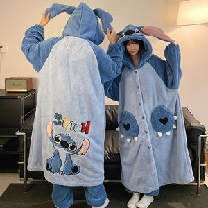 Pijamas de dibujos animados de invierno Pareja de ropa de casa de felpa gruesa Pijamas largos para hombres y mujeres Conjuntos de ropa de dormir - Product Image 1