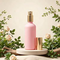 Flacon en verre rose mat, flacon pulvérisateur en verre rose vide et flacon compte-gouttes avec bouchon doré pour l'emballage de produits cosmétiques et de soins de la peau