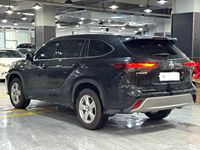 Toyota Highlander HEV 2.5L 2026 E CVT 2WD SUV familial 7 places d'occasion, conduite intelligente de pointe, conduite à gauche, stock disponible