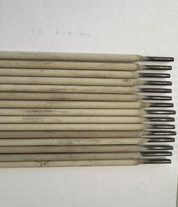 Electrodos de Corte POWERCUT Confiables para Eliminación de Metales y Corte por Arco de Acero Dulce, Utilizados en Trabajos de Fabricación, Construcción y Reparación - Product Image 3