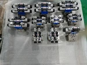 DBDS6K1X/200 R900423724 ชุดไฮดรอลิกปลดแรงดันแท้ HYDRAFORCE IH มีสินค้าในสต็อกจำนวนมาก - Product Image 1