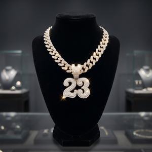Collar con colgante de diseño numérico de 23 con incrustaciones de moissanita, chapado en rodio, cadena de eslabones cubanos color plata, estilo Hiphop para Streetwear - Product Image 1
