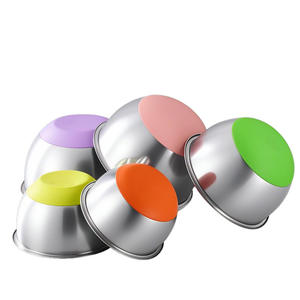 Juego de cuencos de ensalada ecológicos de acero inoxidable pulido con tapa de silicona y fondo antideslizante para utensilios de cocina - Product Image 3