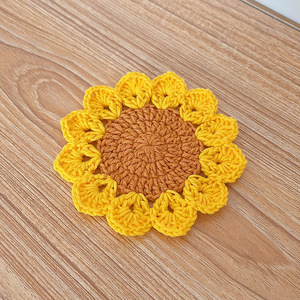 Dessous de verre de tournesol tissés à la main-Décor de table de ferme Boho | Cadeau d'anniversaire et de fête des mères en fibre naturelle - Product Image 3