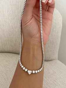 Collar de tenis de plata 925 con moissanita de corte redondo y corazón, diseño elegante para regalo de aniversario, compromiso o fiesta, estilo joyería - Product Image 3