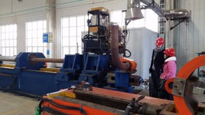 Dobladora de tubos hidráulicos de calor por inducción modelo 530 - Product Image 4