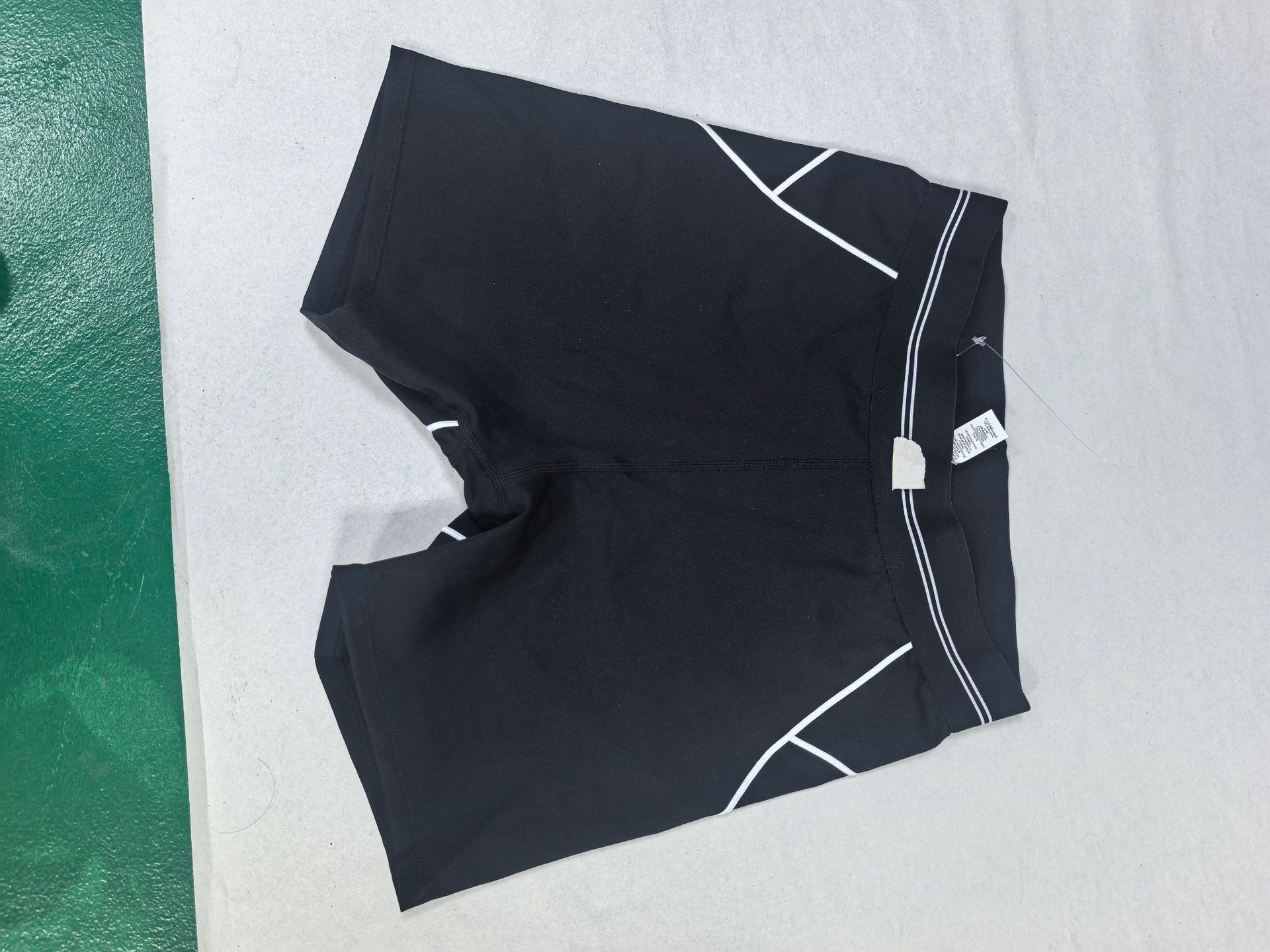 Ensemble short noir