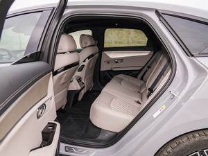 BYDHan EV605KM Edición Premium, Nuevo Auto Chino Económico, Sedán de 4 Puertas y 5 Plazas, Vehículo Urbano para Viajeros, Panel de Instrumentos LCD Completo - Product Image 4