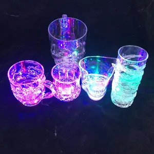 מכירת קידום מכירות רב צבע בר מגניב חיישן צבע LED אור באר זכוכית גביע