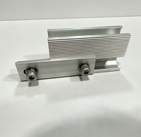 Ensemble de composants de connexion pour rail de toit de type rouleau, surface métallique traitée pour système de rail de toit industriel