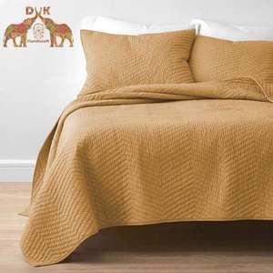 Handmade Modern Cotton <b>Quilt</b> <b>Set</b> for Winter Solid and Cozy with Stitching Technique for Home Hotel Wedding Hospital Use - Product Image 3