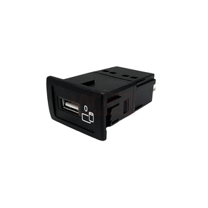 2138203200 ชุดเชื่อมต่อ USB คุณภาพสูงใหม่ สำหรับ Benz W213 W205 E300 C300 ฮับเชื่อมต่อสื่อที่เชื่อถือได้ - Product Image 1