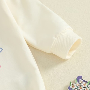 Pelele de algodón con letras <span class=keywords><strong>LIL</strong></span> SISTER y etiqueta personalizada para primavera y otoño, ropa infantil para bebés, mono de manga larga con cuello redondo para niñas pequeñas, 1 Uds. - Product Image 4