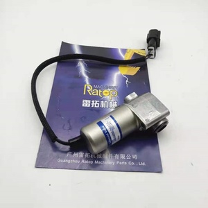 702-21-07010 7022107010 โซลินอยด์วาล์วปั๊มหลักสำหรับ PC200-6 PC220-6 - Product Image 3