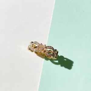 Anello di fidanzamento di nozze personalizzato con anello di diamanti 18K con Design di gioielli del fornitore
