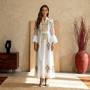 Robe Abaya en polyester brodée de luxe pour femmes musulmanes, tenue de soirée élégante, nouveau style personnalisé - Product Image 1