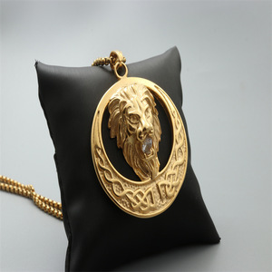 Yunnique – collier avec pendentif tête de Lion rond, en acier inoxydable doré, bijoux unisexes, cadeau à la mode - Product Image 2