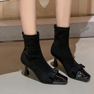 Bottines à talon fin en cuir véritable laqué, bout fermé, à enfiler, bout carré, grande taille, décontractées, tendance, toutes les occasions - Product Image 5