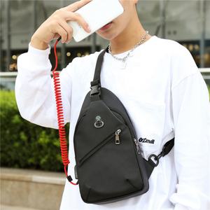 Bolsa Deportiva de Nailon Personalizada con Logotipo, de un Solo Hombro, Impermeable, Estilo Vintage, para Mujer, con Puerto USB - Product Image 3