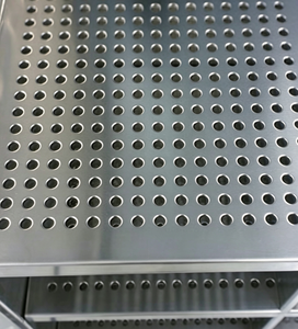 แผ่นตาข่ายสแตนเลส 304 หนา 1 มม. รูขนาด 10 มม. สำหรับกรอง - Product Image 1