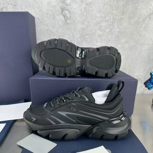 Zapatos de Diseñador de Lujo de Alta Calidad, Nuevos, en Blanco y Negro, Zapatos Casuales de Cuero para Hombre, con Precio de Mayoreo - Product Image 1