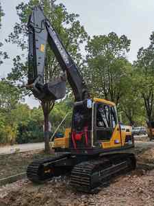 Excavadora de cadenas Volvo EC140 usada con descuento |   Excavadora de 14 Toneladas con Motor |   Importado de Suecia, Bajo Número de Horas de Trabajo, Precio Competitivo - Product Image 6