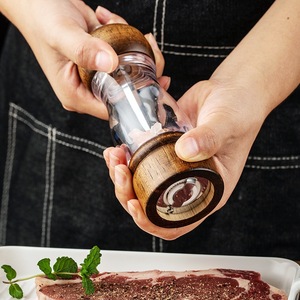 <span class=keywords><strong>Moulin</strong></span> à <span class=keywords><strong>poivre</strong></span> manuel en bois massif et plastique transparent, écologique, avec poignée en chêne, pour <span class=keywords><strong>poivre</strong></span> noir, <span class=keywords><strong>poivre</strong></span> du <span class=keywords><strong>Sichuan</strong></span> et sel rose - Product Image 3