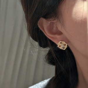 Wenchi S925 Pure <b>Silver</b> Antique Carved <b>Earrings</b> Niche Design Light Luxury Simple Fashionable Personalized Vintage Printed for - Product Image 3