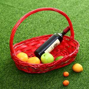 Panier cadeau rond en rotin tressé Yuecheng avec emballage en cellophane en forme de cœur et nœud - Product Image 2